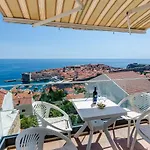 Isabora * Dubrovnik