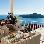 Isabora Apartment *