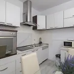 Isabora