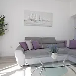 Isabora Daire Dubrovnik