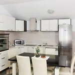 Isabora * Dubrovnik