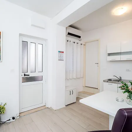 Апартаменты Isabora *