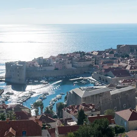 Isabora * Dubrovnik