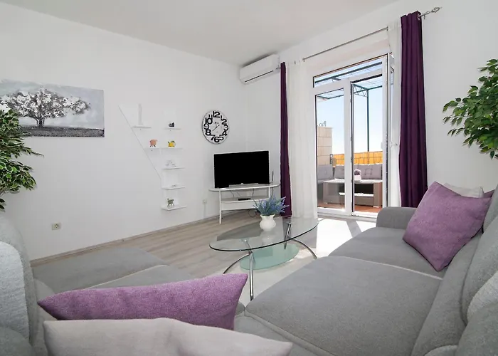 Apartament Isabora *
