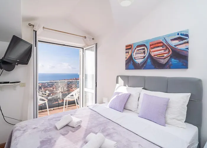 Isabora Ντουμπρόβνικ