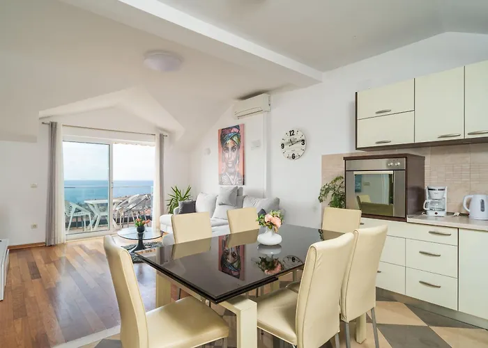 Apartament Isabora *
